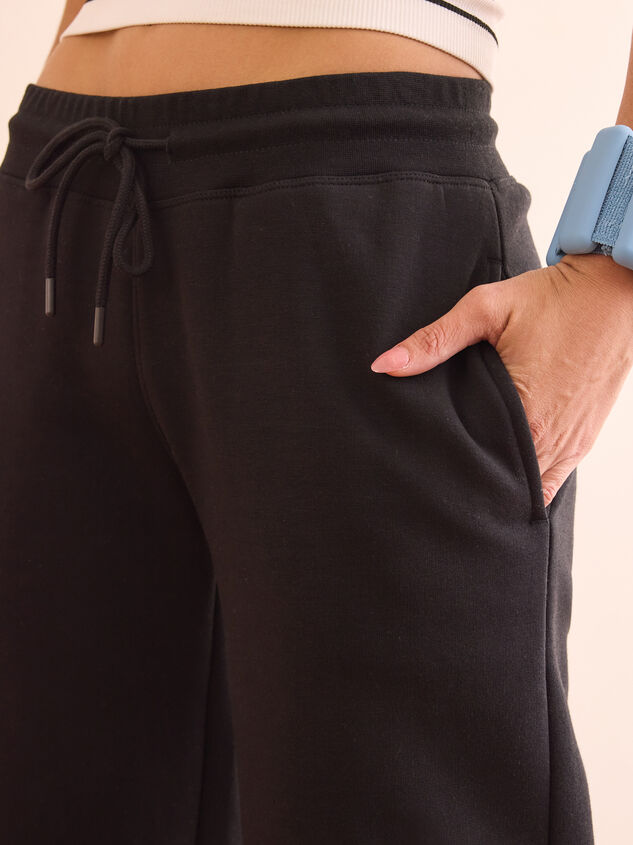 Move Easy Scuba Pants Detail 2 - TULLABEE