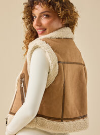 Tilly Sherpa Vest Detail 5 - TULLABEE