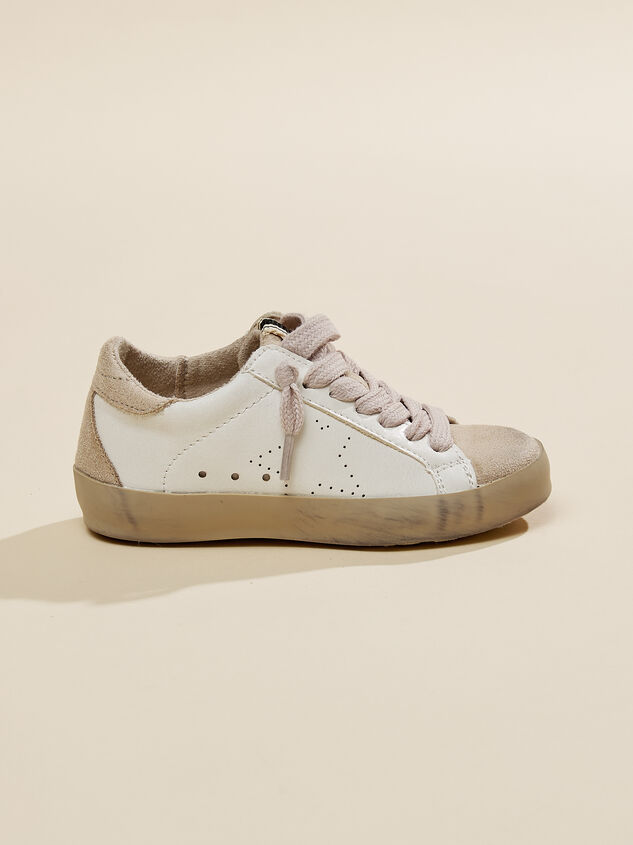 Mia Low Top Sneaker Detail 2 - TULLABEE