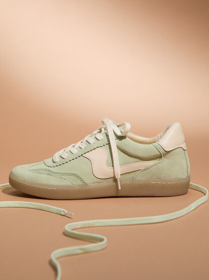 Notice Sneakers By Dolce Vita - TULLABEE