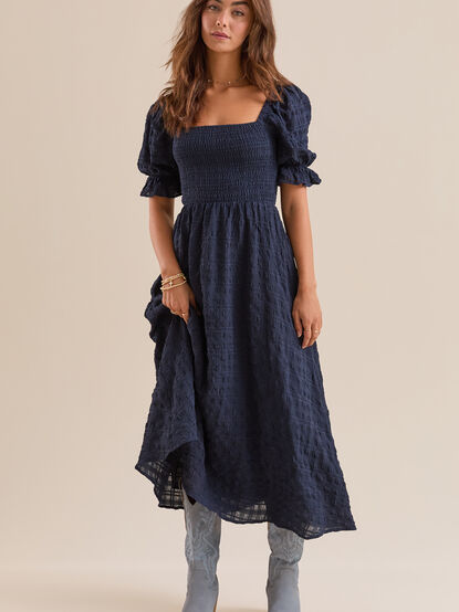 Mylee Textured Midi Dress - TULLABEE