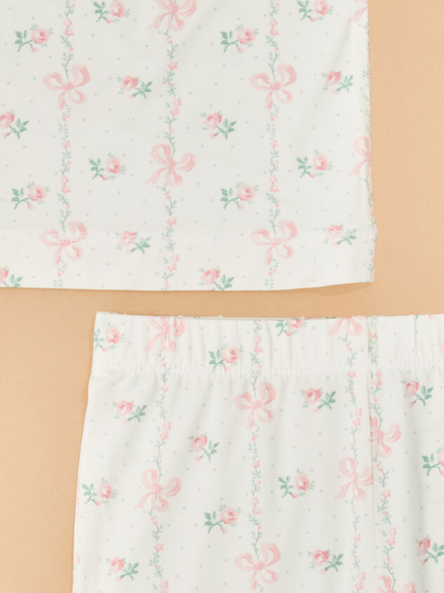 Buds & Bows Lounge Set Detail 2 - TULLABEE