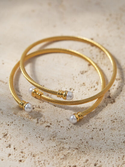 Stainless Steel Pearl Cuff Set - TULLABEE