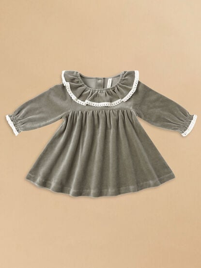 Waverly Velvet Dress by Quincy Mae - TULLABEE