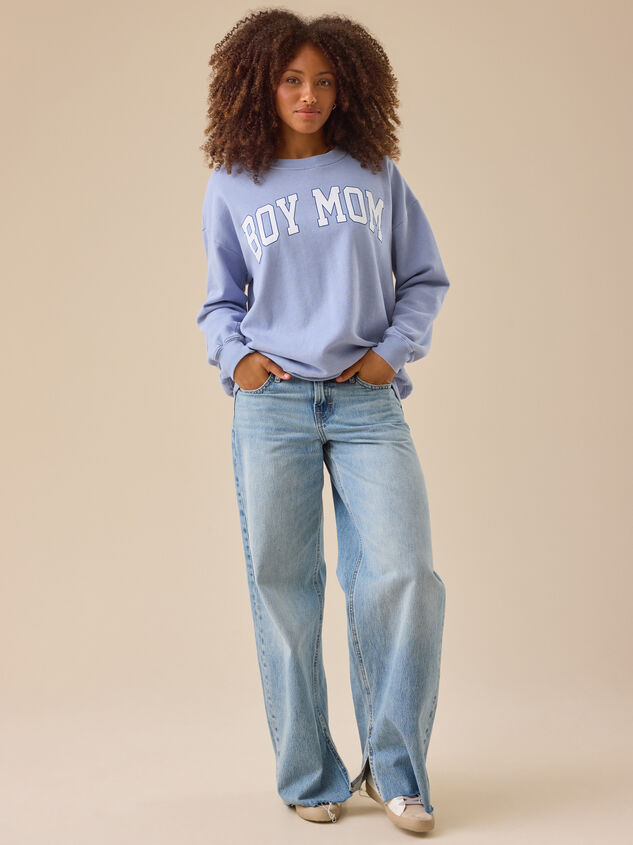Boy Mom Graphic Sweatshirt Detail 3 - TULLABEE