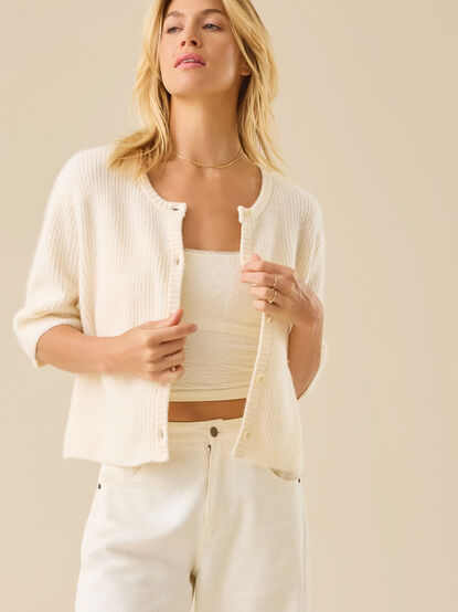 Greda Boxy Button Up Sweater - TULLABEE