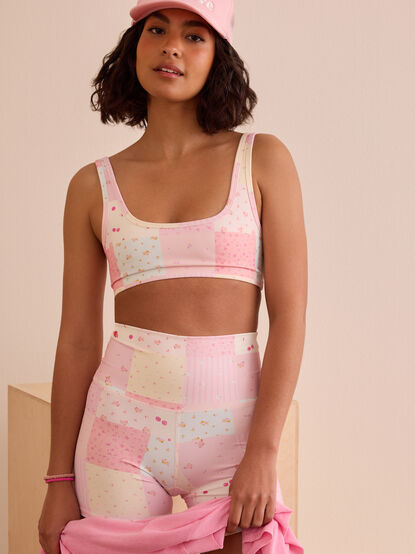 Power Stride Patchwork Sports Bra - TULLABEE