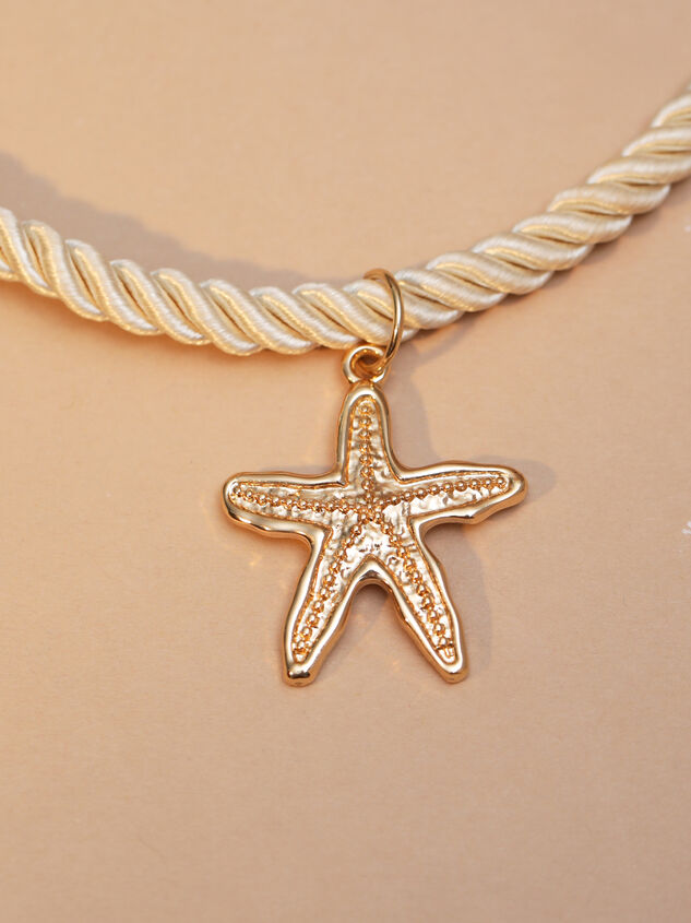 Tidal Treasure Necklace Detail 3 - TULLABEE