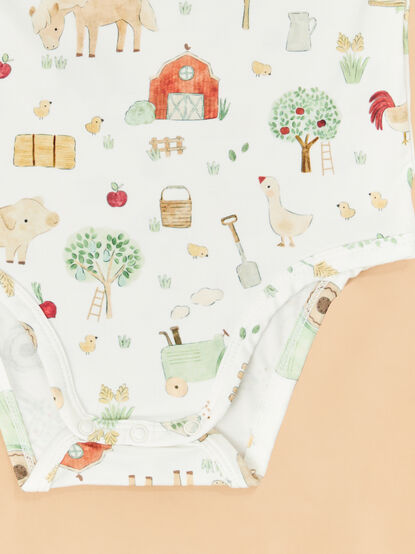 Farm Animal Short Sleeve Bodysuit - TULLABEE