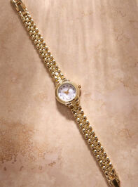 Skinny Link Round Face Watch Detail 2 - TULLABEE