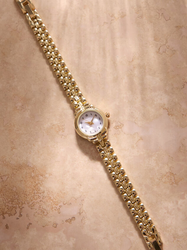 Skinny Link Round Face Watch Detail 2 - TULLABEE