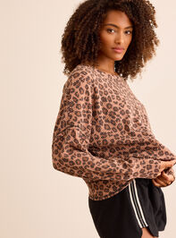 Urban Unwind Cheetah Open Back Long Sleeve Detail 4 - TULLABEE