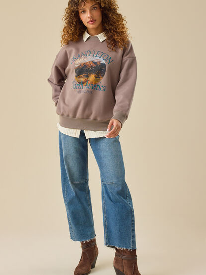 Grand Teton USA Sweatshirt - TULLABEE