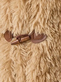 Tatia Faux Fur Vest Detail 7 - TULLABEE