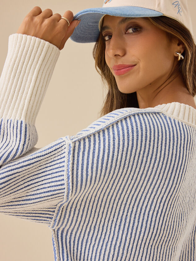 Ophelia Cropped Knit Sweater Detail 5 - TULLABEE