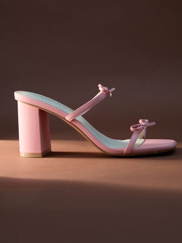 Wendy Double Bow Kitten Heels Detail 3 - TULLABEE