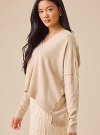 Sav Cozy V-Neck Pullover Detail 4 - TULLABEE