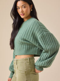 Amber Cropped Sweater Detail 3 - TULLABEE