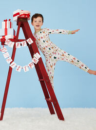 Santa Friends Lounge Set Detail 4 - TULLABEE