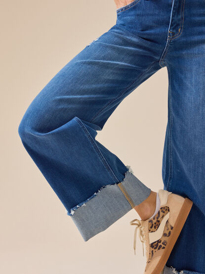 Carmen High Rise Jean - TULLABEE