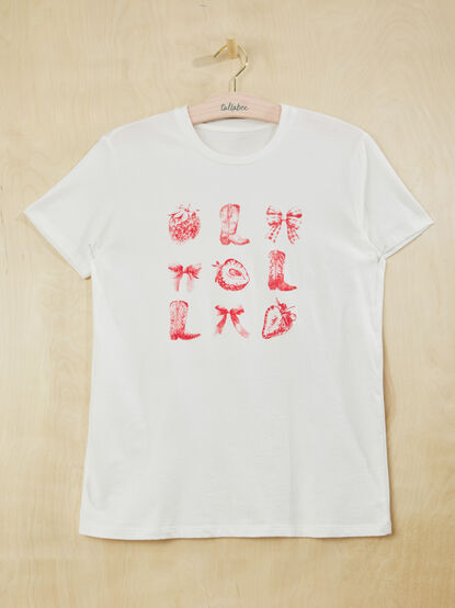 Mama Strawberry Boots Tee - TULLABEE