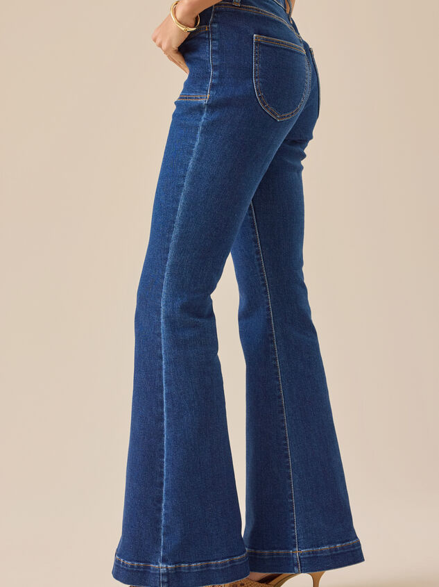 Quinn High Rise Flare Jean Detail 5 - TULLABEE