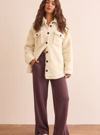 Warm Serenity Sherpa Jacket Detail 5 - TULLABEE