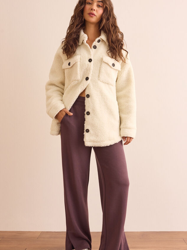 Warm Serenity Sherpa Jacket Detail 5 - TULLABEE