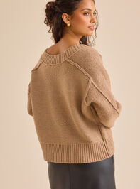 Joan V-Neck Boxy Sweater Detail 3 - TULLABEE