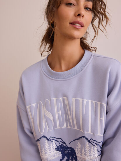 Yosemite National Park Crewneck - TULLABEE