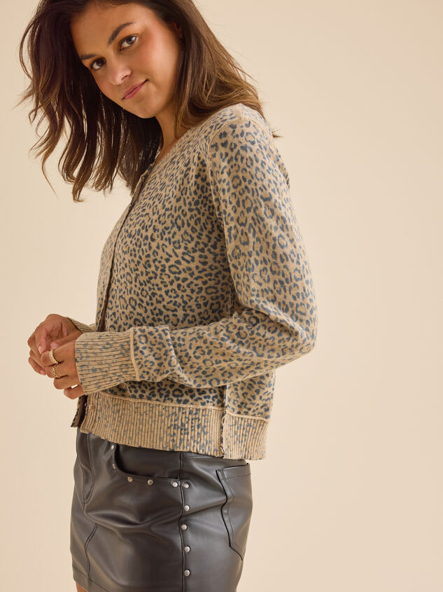 Lennox Leopard Print Cardigan Detail 3 - TULLABEE