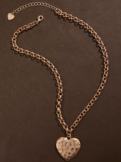 Lottie Hammered Heart Necklace - TULLABEE
