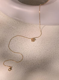 Infinite Twist Charm Necklace Detail 2 - TULLABEE
