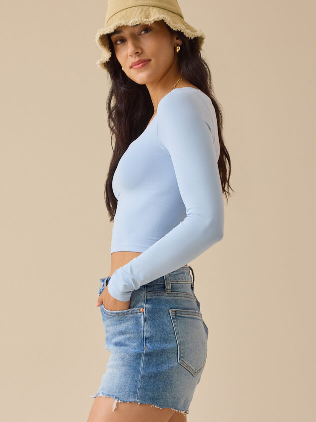 Everyday Seamless Long Sleeve Top Detail 3 - TULLABEE