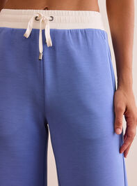 Supersoft Wide Leg Contrast Pants Detail 2 - TULLABEE