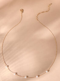 18k Gold Pearl Charm Necklace Detail 3 - TULLABEE
