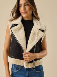 Tilly Sherpa Vest - TULLABEE