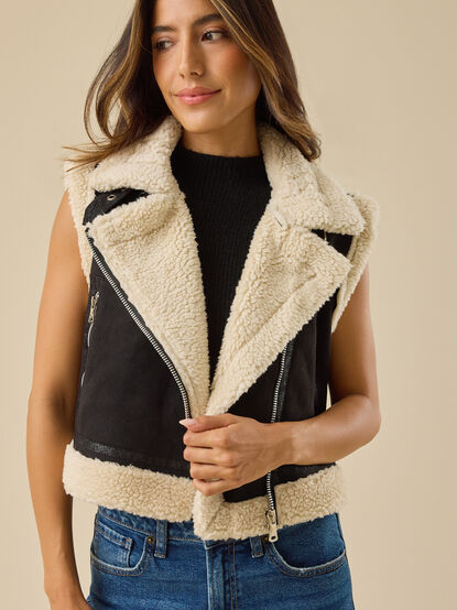 Tilly Sherpa Vest - TULLABEE
