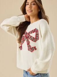Mitsy Plaid Bow Pullover Detail 3 - TULLABEE