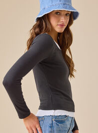 Harley Ribbed Layered Top Detail 4 - TULLABEE
