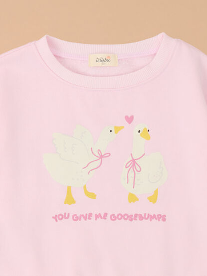 You Give Me Goosebumps Crewneck - TULLABEE