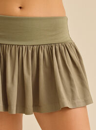 Betsy Pleated Mini Skirt Detail 2 - TULLABEE