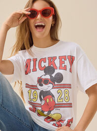 Mickey Mouse Oversized Tee Detail 5 - TULLABEE
