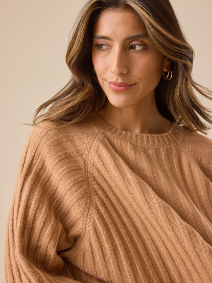 Claire Ribbed Crop Sweater - TULLABEE
