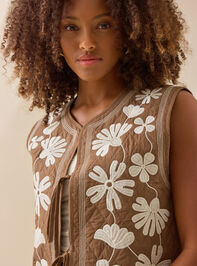 Carolina Floral Embroidered Vest Detail 4 - TULLABEE