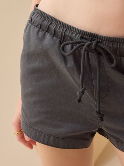 Logan Linen Shorts - TULLABEE