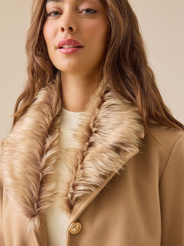 Freyda Faux Fur Collar Jacket Detail 3 - TULLABEE