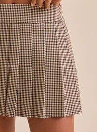 Paiton Plaid Cheer Skirt Detail 3 - TULLABEE
