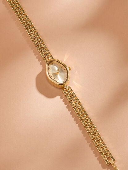 Gold Oblong Link Watch - TULLABEE