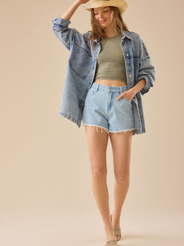 Elyse High Rise Denim Shorts Detail 6 - TULLABEE